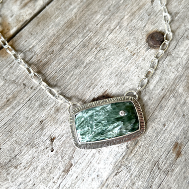 Seraphinite Angel Stone Necklace Set in Argentium Silver copyright chisholm trail designs 2025